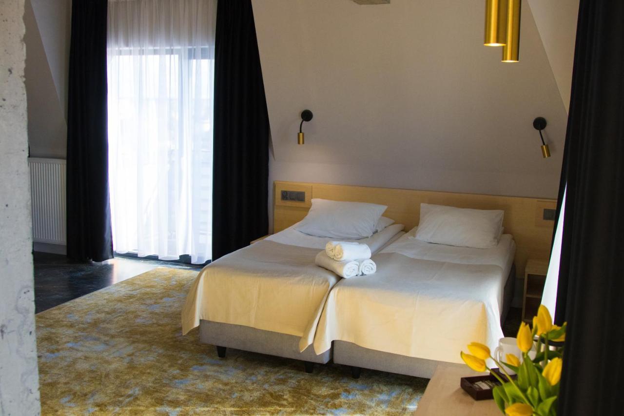 Amber Port Hotell Darlowko Eksteriør bilde