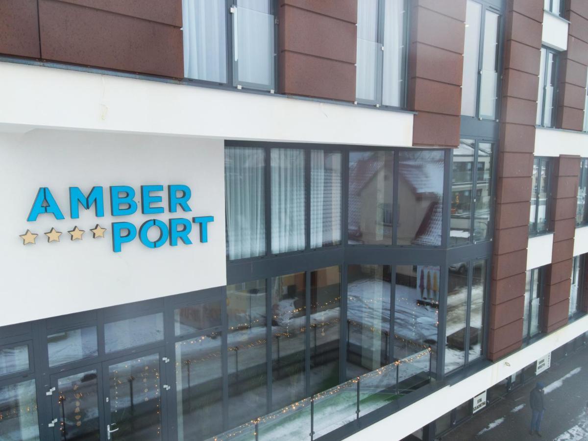 Amber Port Hotell Darlowko Eksteriør bilde