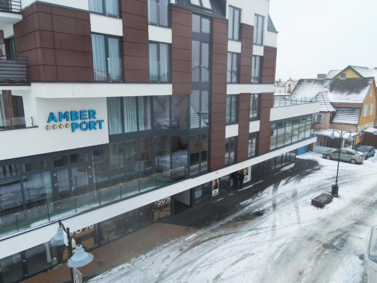 Amber Port Hotell Darlowko Eksteriør bilde