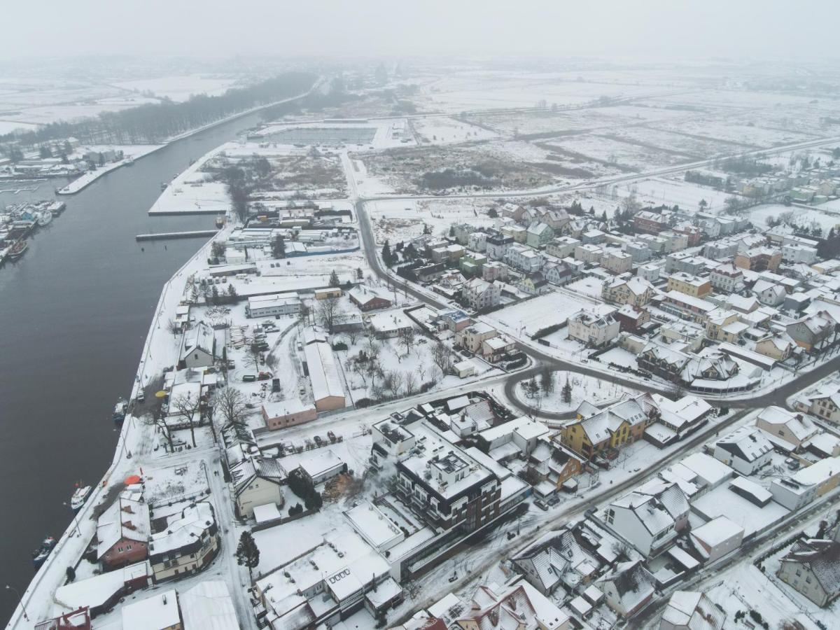 Amber Port Hotell Darlowko Eksteriør bilde